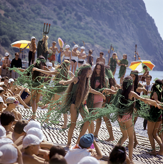 Танец русалок на празднике Нептуна, 1970.