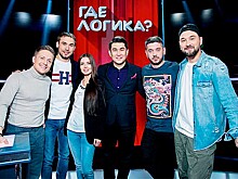 Антон Шипулин принял участие в телевизионном шоу. Он играл в команде с юмористом