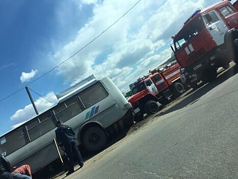 В Орле едва не перевернулась пассажирская маршрутка