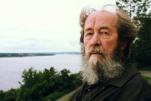 Александр Солженицын: "Ваши часы отстали от века"