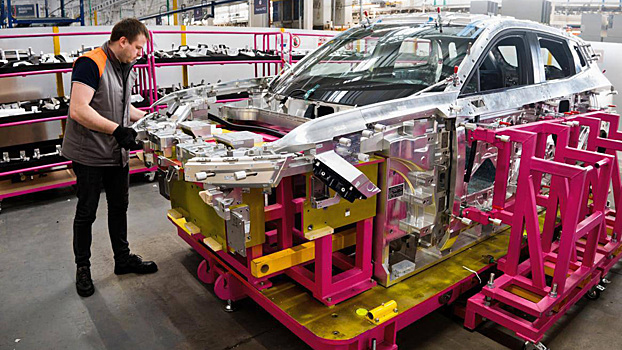 АвтоВАЗ рассказал о новом высокоточном оборудовании для выпуска Lada Azimut