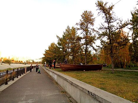 В Красноярске продолжают благоустройство набережной Качи