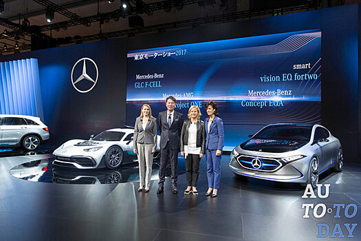 Гиперкар Mercedes-AMG Project One ослепляет толпы в Токио