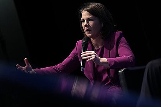 Глава МИД Германии Бербок неожиданно приехала в Харьков