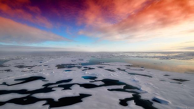 Подо льдами Антарктиды нашли гигантские долины
