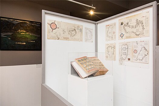Во Владивостоке открылась странствующая метагеографическая выставка