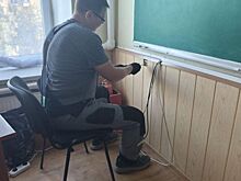 Электрики из Удмуртии наладили электропроводку в школе подшефного Лутугинского района ЛНР