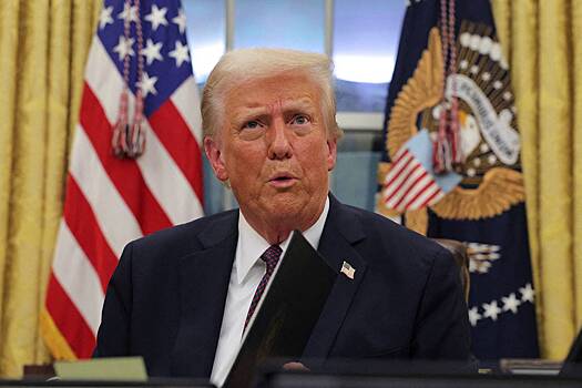 Правозащитники подали в суд на Трампа