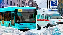Петербург в пробках: врач скорой объяснил, как помочь потерявшему сознание пассажиру автобуса