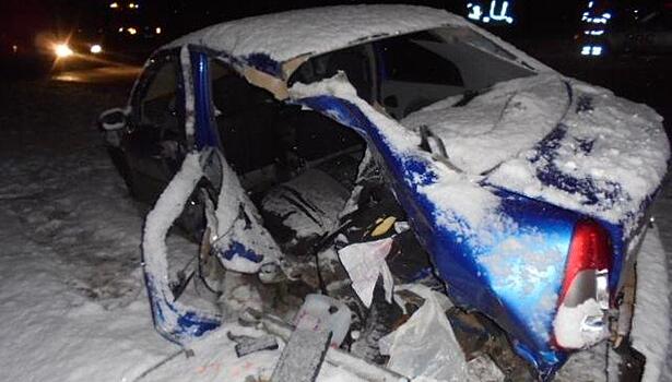 На трассе «Вятка» «Рено Логан» столкнулся с «Фольксвагеном»