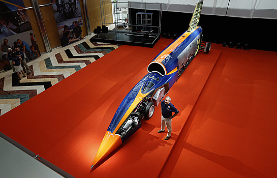 Британцы испытали сверхзвуковой автомобиль Bloodhound SSC