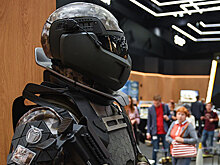 Костюм «Робокопа»: в Европе восхитились новым поколением экипировки «Ратник»