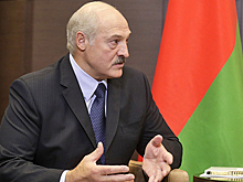Лукашенко заявил о неуверенности в Путине
