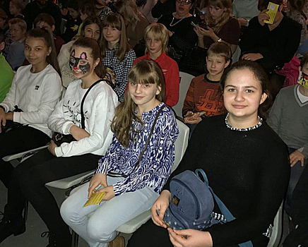 Ученики школы №1301 посетили театральную премьеру