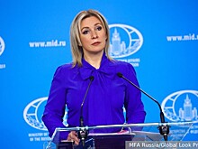 Захарова на слова сенатора США о вложении в «смерть россиян» заявила об американских вложениях в Холокост