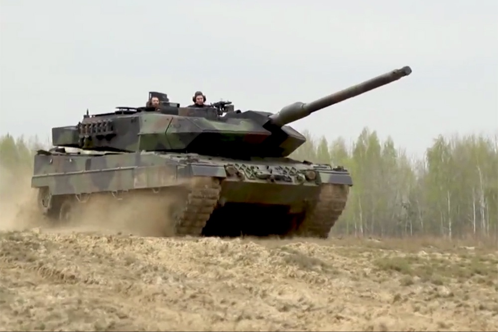   Leopard 26        -  