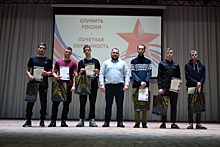 Выселковским призывникам организовали торжественные проводы в армию (фоторепортаж)
