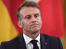 Пироман в президентском дворце: как смотрят сегодня на Макрона вчерашние сторонники