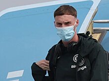 Коул Палмер о том, что носил медицинскую маску во время перелета «Челси» в США: «Это не шутка. Мне просто не нравятся все эти запахи в самолетах»