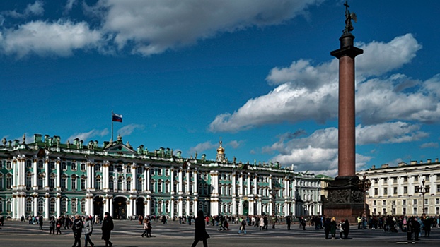 В Санкт-Петербурге не станут вводить туристический сбор