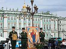 Список Августовской иконы Божией Матери передали из Петербурга в Мариуполь