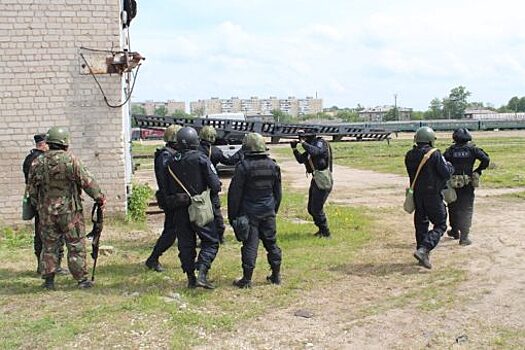 Операция «Сигнал»: на станции Орёл спецслужбы обезвредили условных террористов