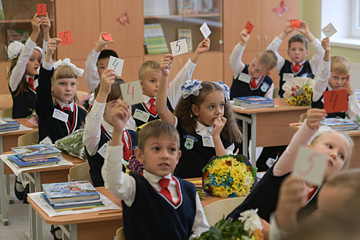 В России предложили перенести начало учебного года