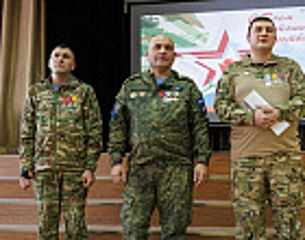 В школе №609 Зеленограда состоялось открытие года Защитников Отечества