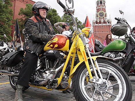 За байкерами в Москве начали следить камеры