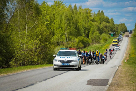 В Калужской области полицейские и представители общественности приняли участие в велопробегах, приуроченных к празднованию Великой Победы