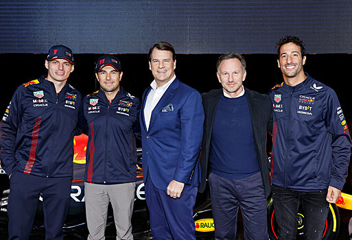 Кристиан Хорнер: Red Bull может построить мотор без Ford, но...