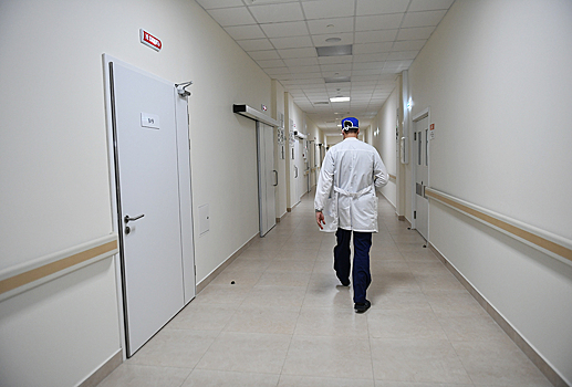 Избившему онкобольную россиянку подмосковному врачу пригрозили тюрьмой