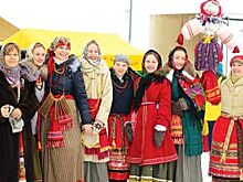 Наряжать ель со смыслом. О старинных традициях в русской культуре