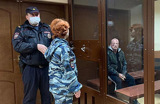 Суд арестовал мужчину, который устроил стрельбу у клуба «16 тонн» в Москве