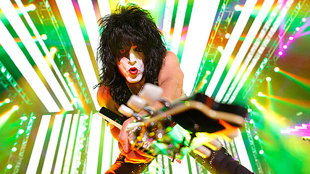 Основателю группы Kiss Полу Стэнли — 65 лет