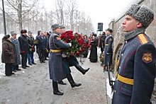 В Петербурге установили мемориал в память о геноциде жителей Ленинграда