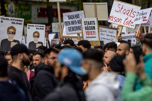 Bild: в Гамбурге прошла массовая демонстрация исламистов с лозунгами о халифате