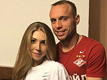 Бывшей жене Глушакова подарили автомобиль