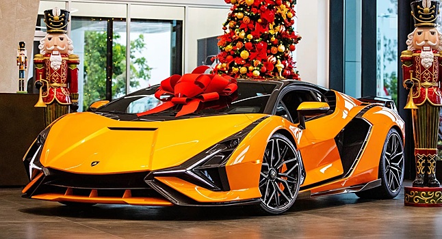  		 			Самый первый Lamborghini Sian доставили дилерам к праздникам 		 	