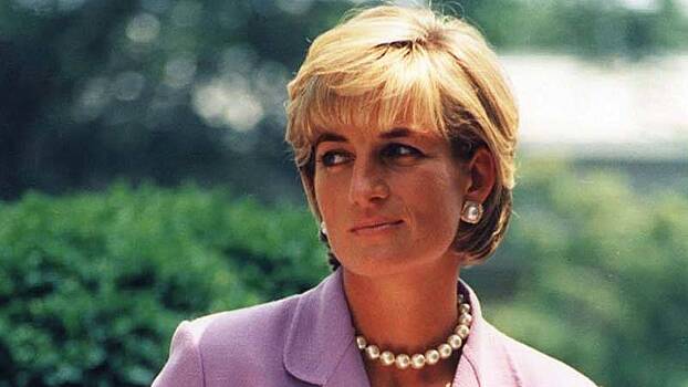 Королевский биограф Сьюард озвучила подробности развода принца Чарльза с принцессой Дианой