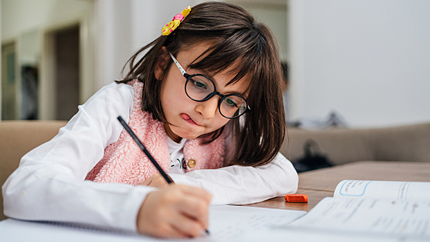 Ошибка — не вина, а симптом: гид по дисграфии для родителей