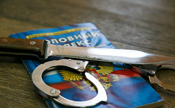 Ревнивый иностранец вонзил нож в соперника