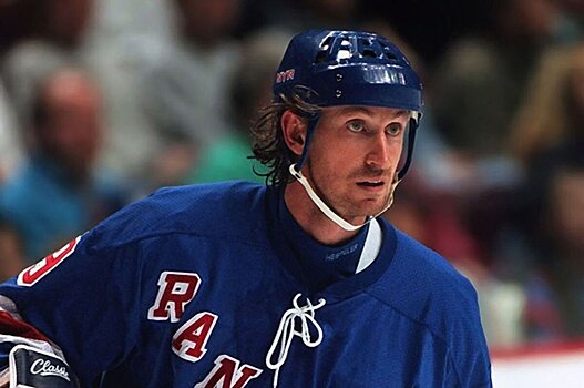 Третьяк выбрал из Гретцки, Лемье, Линдроса, Кросби, Макдэвида: «Уэйн – ювелир! Он похож на русского хоккеиста. Как Харламов, Мальцев»