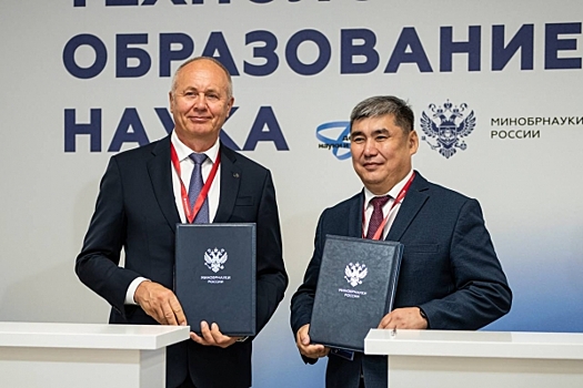 На ВЭФ договорились о подготовке кадров на базе якутского вуза для горнодобывающей отрасли