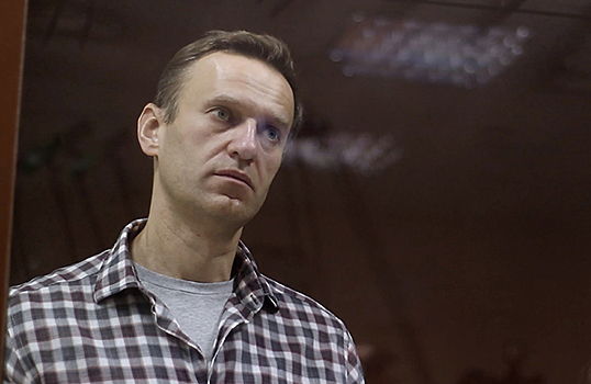 Адвокат рассказал о грыжах и колебаниях температуры у Навального