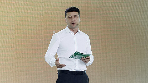 Зеленского обвинили в давлении на судебную власть
