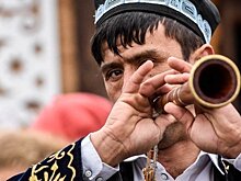 Театральный "Науруз" — 2020: перформанс по интернету и письма Достоевского в мессенжере