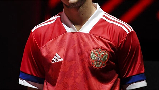 Скандал с формой сборной России: Adidas объяснился