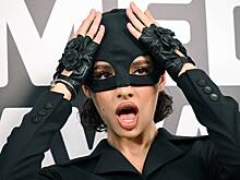 Валю Карнавал заподозрили в интимном пирсинге