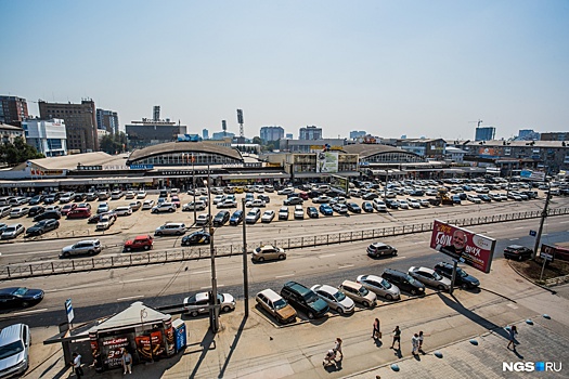 Быстрее за покупками: парковку у Центрального рынка сделают платной